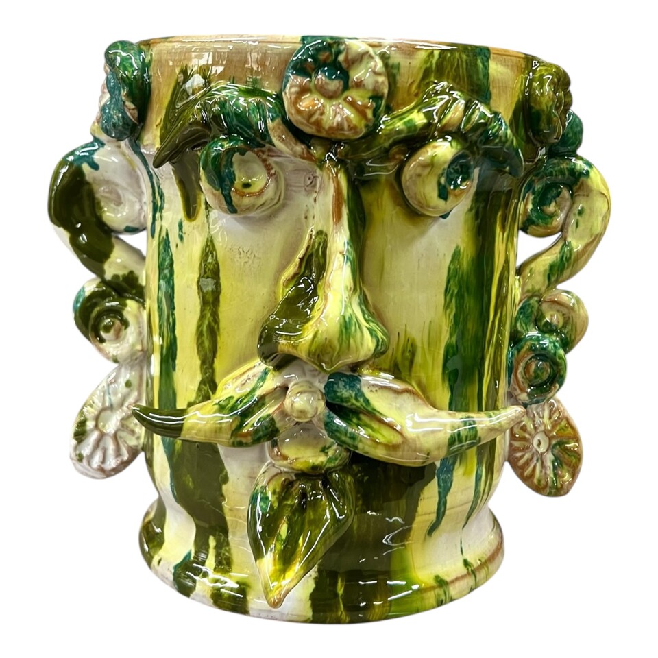 Testa di Moro collezione I Miti vaso Sikano decoro verde con sfumature di giallo Produzione artigianale di Santo Stefano di Camastra h.20cm