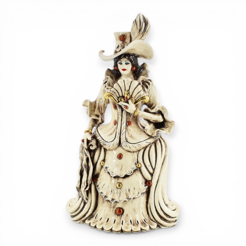Lumiera donna grande ornamentale dettagli oro e lustri madreperla in ceramica siciliana Produzione artigianale di Caltagirone h.40cm