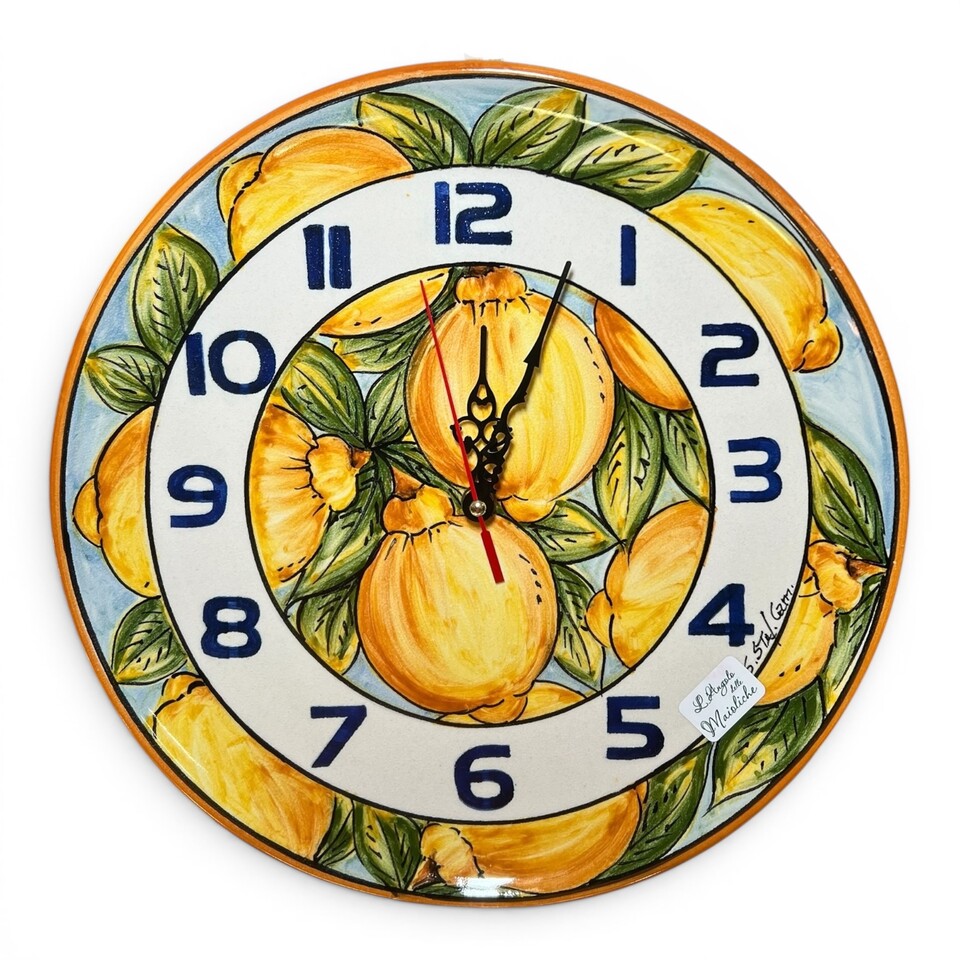 Orologio da parete liscio decoro con limoni in ceramica siciliana Produzione artigianale di Santo Stefano di Camastra Diametro 31cm