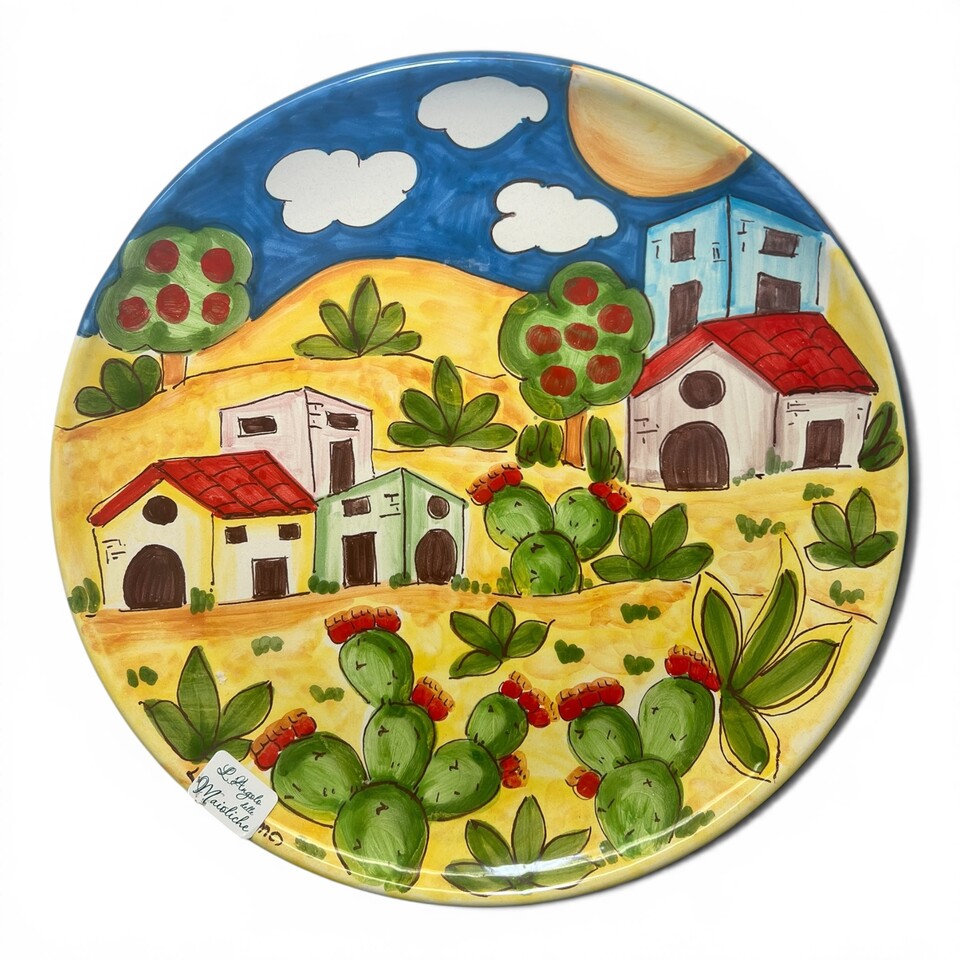 Piatto ornamentale da parete decoro naif case e fichi d'india in ceramica siciliana Produzione artigianale di Santo Stefano di Camastra Diametro 30cm
