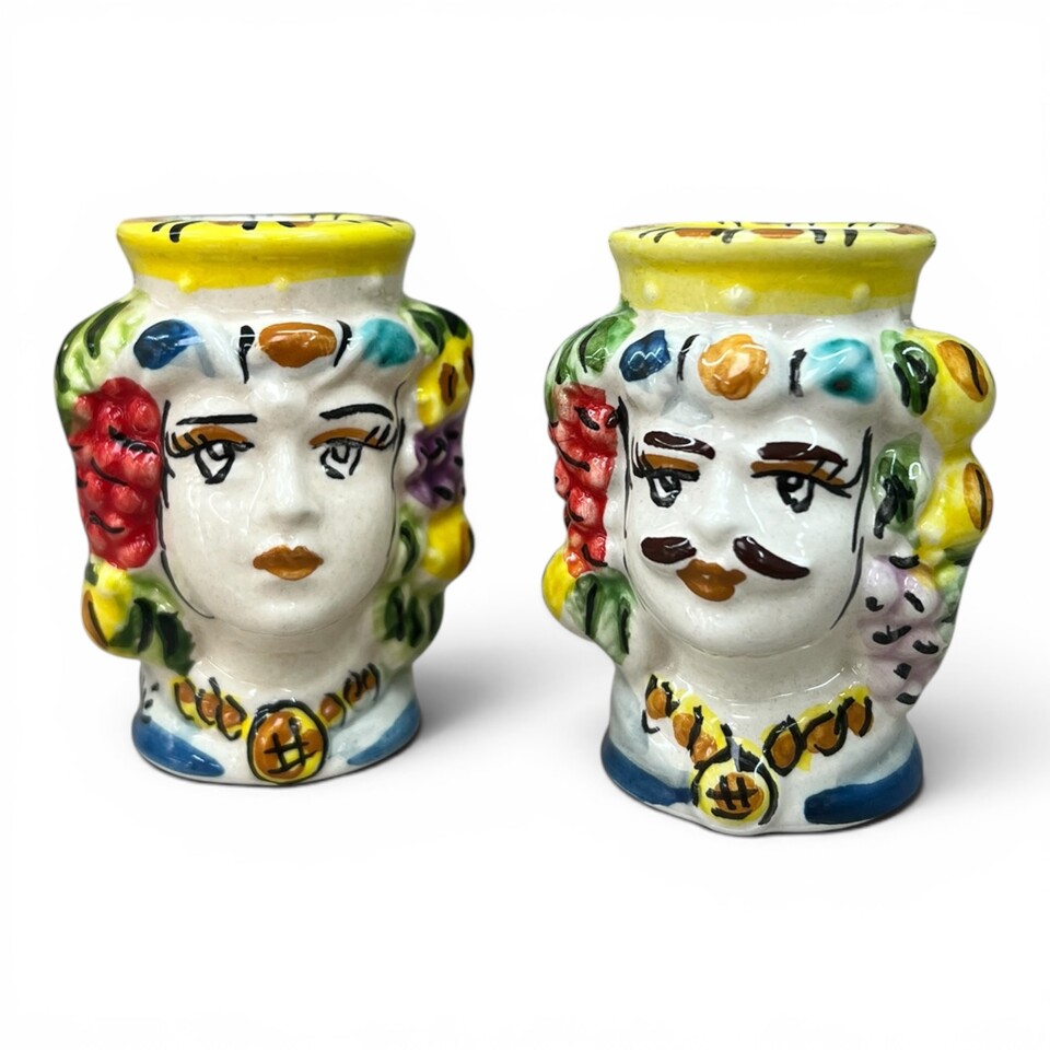 Teste di moro porta stuzzicadenti decoro frutta in ceramica siciliana Produzione artigianale di Caltagirone h.6cm