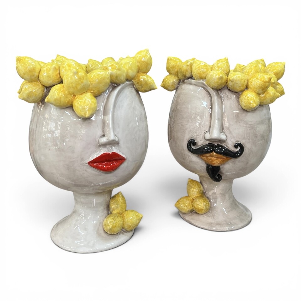Teste di moro Citrus design moderno minimal con limoni in ceramica siciliana Produzione artigianale di Caltagirone h.36cm