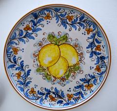 Piatto con limoni in ceramica da parete Produzione artigianale di Caltagirone Diametro 30cm