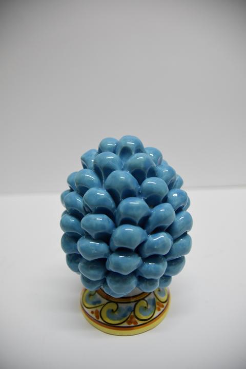Pigna siciliana in ceramica h.15 cm Produzione artigianale di Caltagirone con base decorata