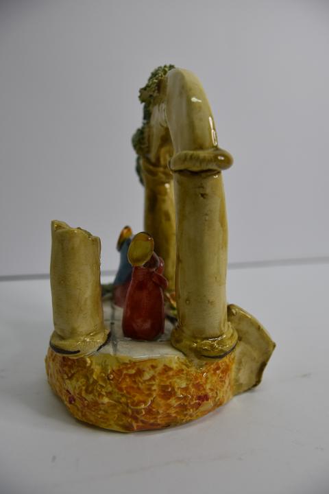 Presepe in ceramica con arcata Produzione artigianale di Caltagirone  h.15