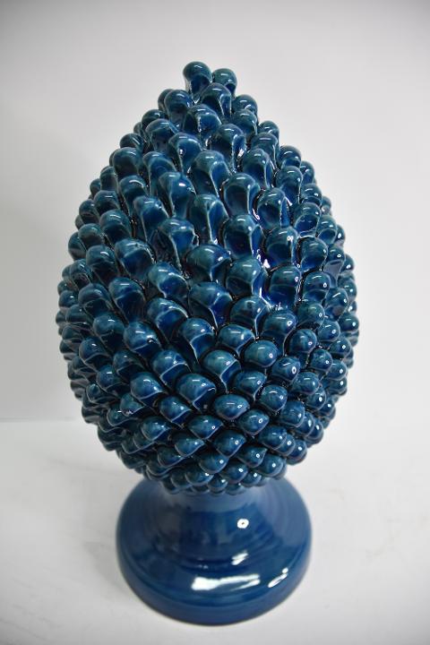 Pigna siciliana in ceramica blu antico h.40 Produzione artigianale di Caltagirone tinta unica