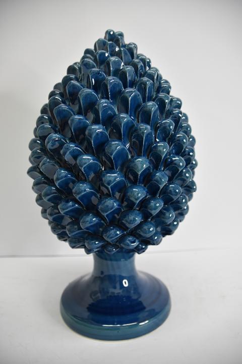 Pigna siciliana in ceramica blu antico h.45 Produzione artigianale di Caltagirone  tinta unica