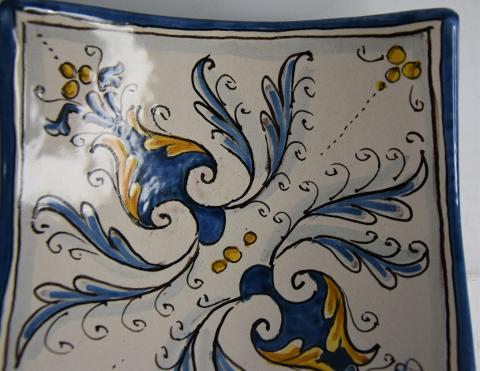 Svuota tasche/Porta caramelle in ceramica Produzione artigianale di Caltagirone 21 x 21