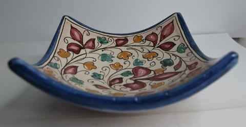 Svuota tasche/Porta caramelle in ceramica  Produzione artigianale di Caltagirone  21 x 21