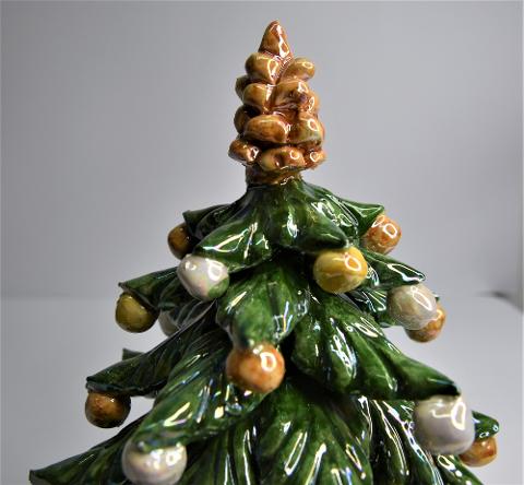 Albero di Natale in ceramica con smalto madreperla Produzione artigianale di Caltagirone  h.18/19 cm