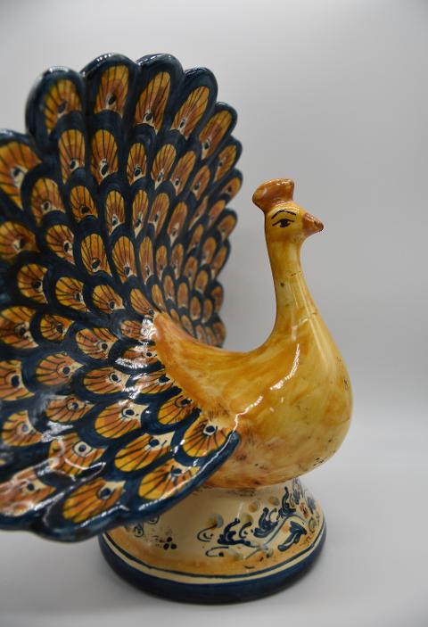 Pavone in ceramica Produzione artigianale di Caltagirone h.21 cm