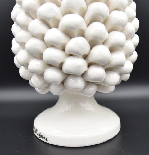 Pigna siciliana in ceramica design moderno h.25 cm Produzione artigianale di Caltagirone monocolore