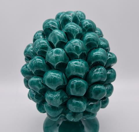 Pigna siciliana in ceramica verde ramina h.15 cm Produzione artigianale di Caltagirone monocolore