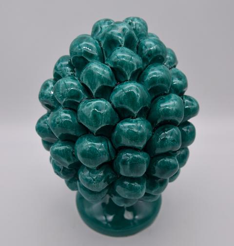 Pigna siciliana in ceramica verde ramina h.15 cm Produzione artigianale di Caltagirone monocolore