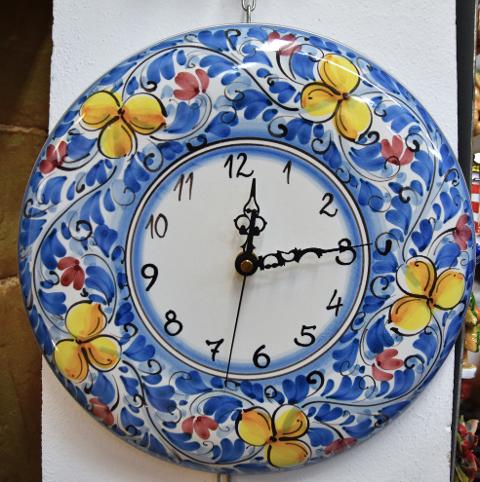 Orologio da parete in ceramica rotondo Produzione artigianale di Caltagirone Diametro 33cm