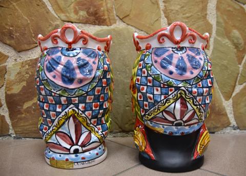 Coppia Teste di moro decoro siciliano Produzione artigianale di Caltagirone h.25 cm