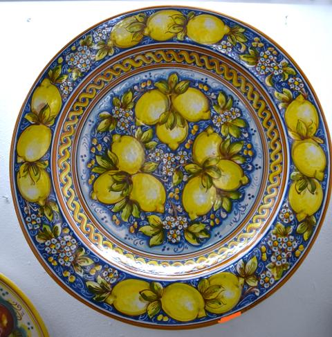 Piatto con limoni in ceramica da parete Produzione artigianale di Caltagirone Diametro 55cm
