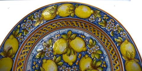 Piatto con limoni in ceramica da parete Produzione artigianale di Caltagirone Diametro 55cm