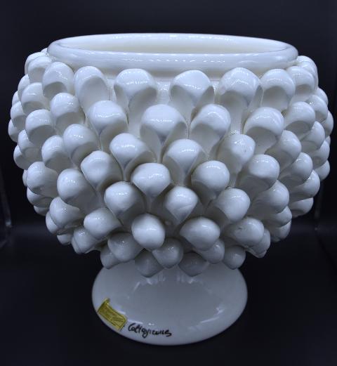 Mezza pigna cachepot con alzata monocolore bianco candido Produzione artigianale di Caltagirone  h.25 cm
