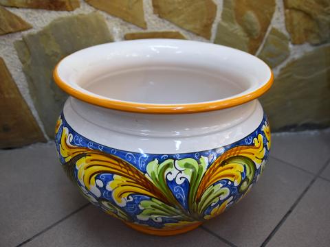 Portavaso cachepot decoro ornato fondo blu in ceramica siciliana Produzione artigianale di Caltagirone Diametro 30cm