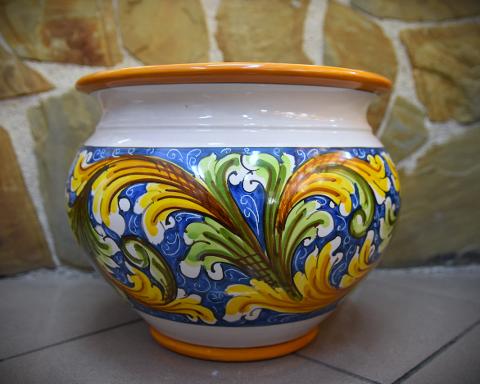 Portavaso cachepot decoro ornato fondo blu in ceramica siciliana Produzione artigianale di Caltagirone Diametro 30cm