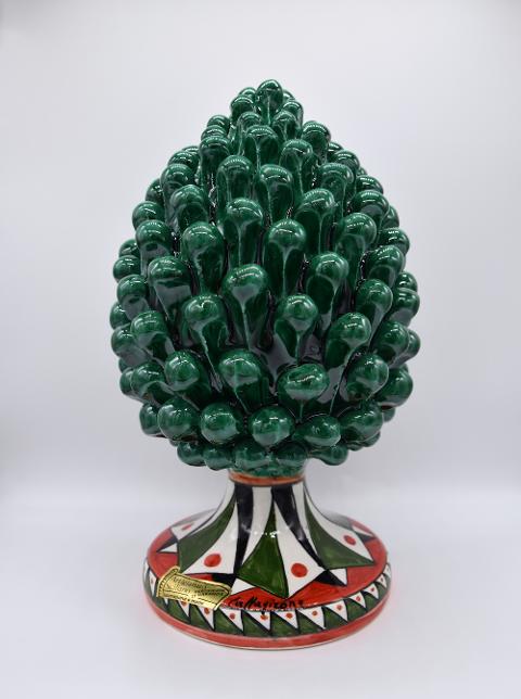 Pigna siciliana in ceramica verde ramina h.25 cm Produzione artigianale di Caltagirone con base decorata