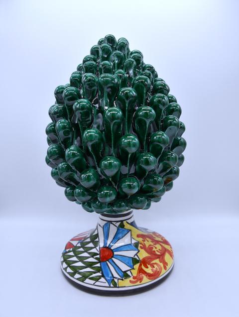 Pigna siciliana in ceramica verde ramina h.25 cm Produzione artigianale di Caltagirone con base decorata