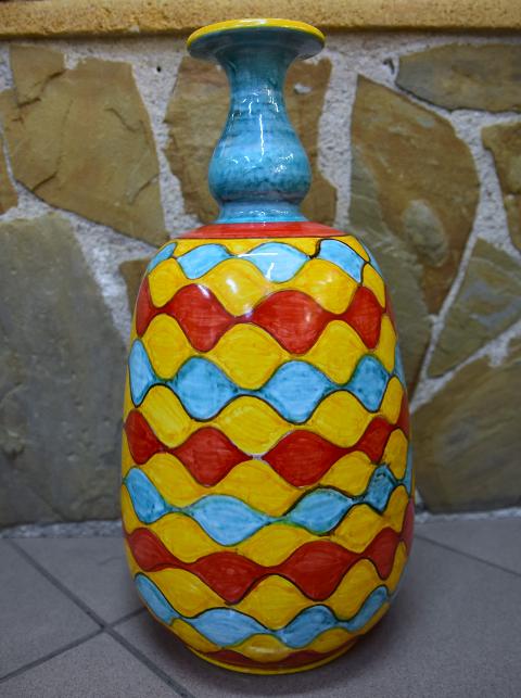 Vaso in ceramica per fiore singolo kaleido Produzione artigianale di Santo Stefano di Camastra h.42 cm