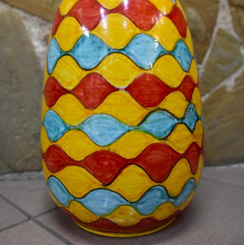 Vaso in ceramica per fiore singolo kaleido Produzione artigianale di Santo Stefano di Camastra h.42 cm