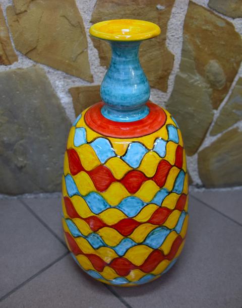 Vaso in ceramica per fiore singolo kaleido Produzione artigianale di Santo Stefano di Camastra h.42 cm