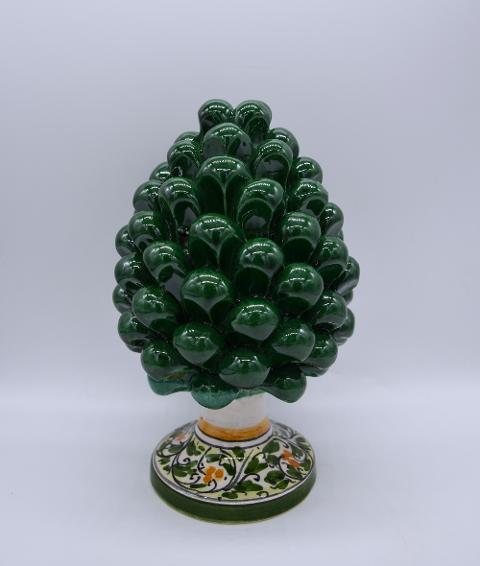 Pigna siciliana in ceramica verde bosco con base decorata Produzione artigianale di Caltagirone h.15cm