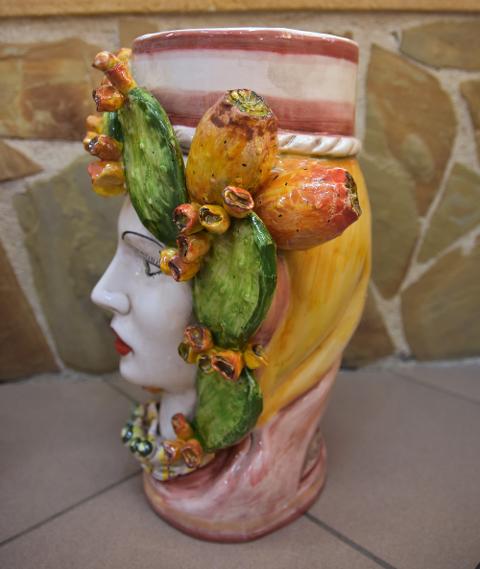 Coppia Teste di moro con fichi d'india h.40cm Produzione artigianale di Caltagirone decorate