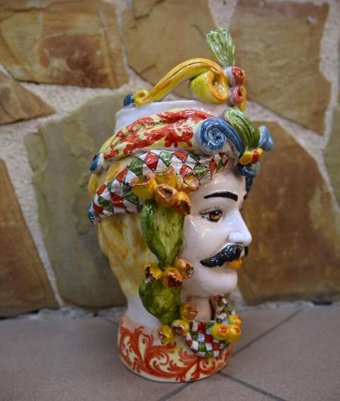 Coppia Teste di moro con fichi d'india e decoro siciliano Produzione artigianale di Caltagirone h.30cm