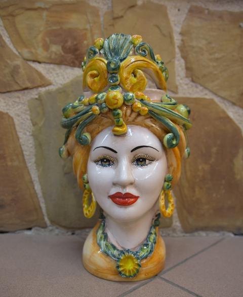 Coppia Teste di moro con corona decorate Produzione artigianale di Caltagirone h.30cm