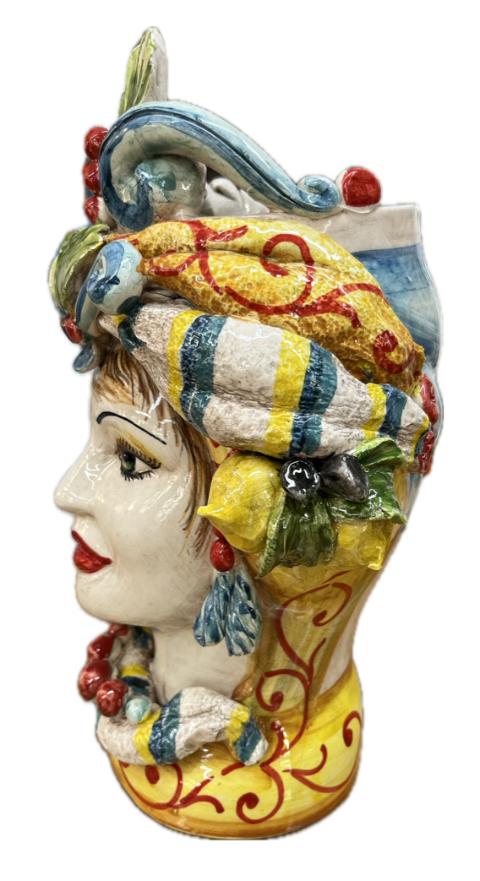 Teste di Moro decorate con corona, turbante e limoni Produzione artigianale di Caltagirone H 30cm