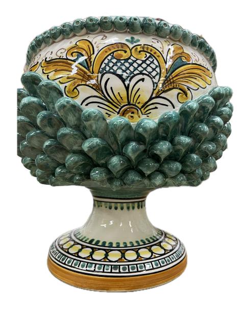 Coppa decorata a mano con dettagli a pigna Produzione artigianale di Caltagirone H 30cm