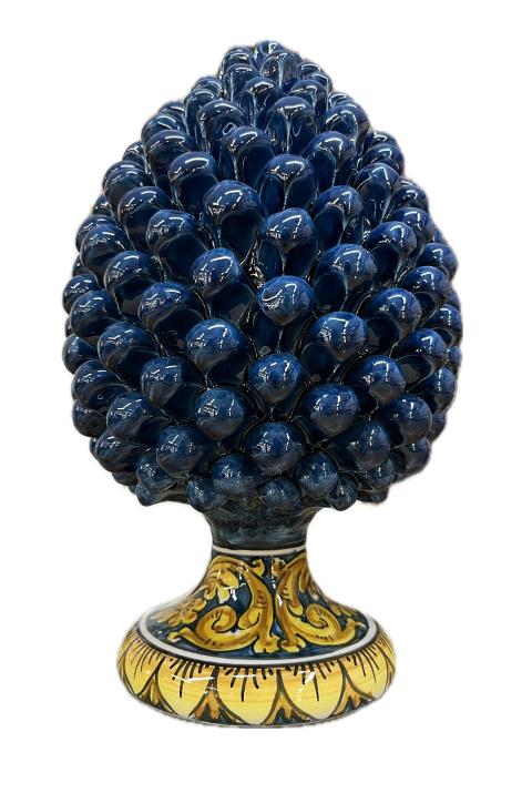 Pigna siciliana in ceramica con piede decorato Produzione artigianale di Caltagirone H 32cm