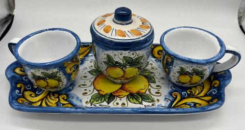 Tet a Tet servizio da caffè, due tazzine, zuccheriera e vassoio in ceramica Produzione artigianale Santo Stefano di Camastra Lunghezza 27cm