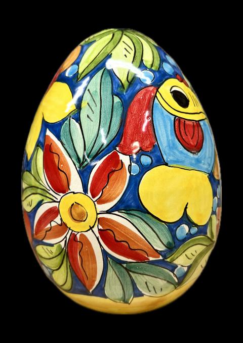 Uovo in ceramica siciliana decoro naif con pesci Produzione artigianale di Santo Stefano di Camastra h.23cm