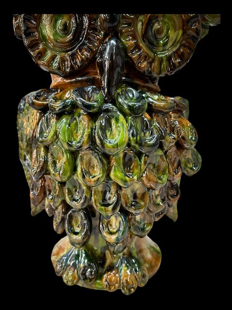 Gufo in ceramica siciliana decorata colore verde e giallo Produzione artigianale Santo Stefano di Camastra h.30cm