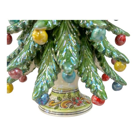Albero di natale in ceramica siciliana decorato con madreperla palline multicolor Produzione artigianale  di Caltagirone h.28cm