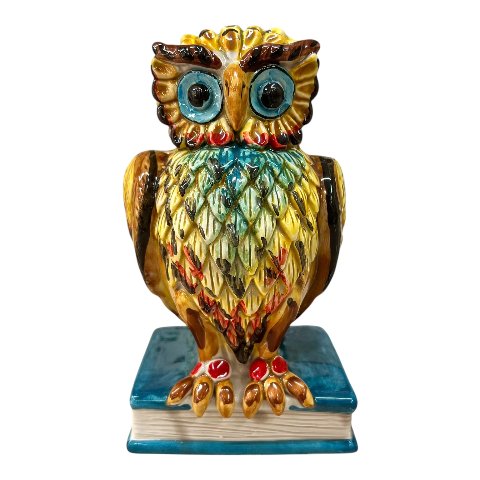 Civetta in ceramica siciliana decorata su libro Produzione artigianale di Caltagirone h.18cm