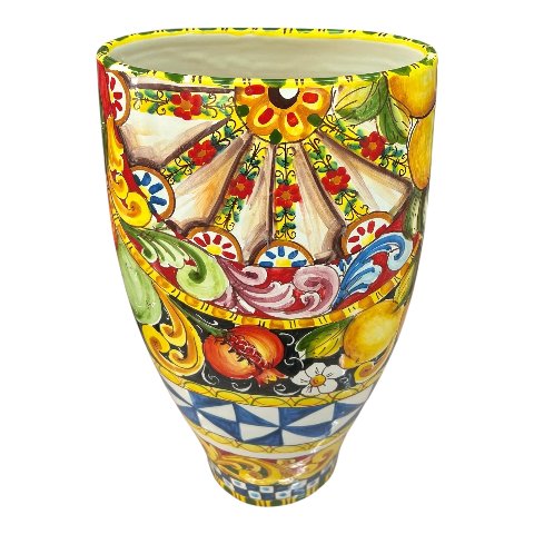 Vaso schiacciato in ceramica siciliana decoro con ruota di carretto e frutta Produzione artigianale di Santo Stefano di Camastra h.40cm