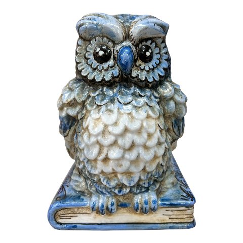 Gufo su libro in ceramica siciliana decoro blu antico Produzione artigianale di Caltagirone h.20cm
