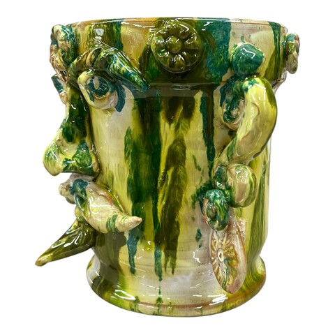 Testa di Moro collezione I Miti vaso Sikano decoro verde con sfumature di giallo Produzione artigianale di Santo Stefano di Camastra h.20cm