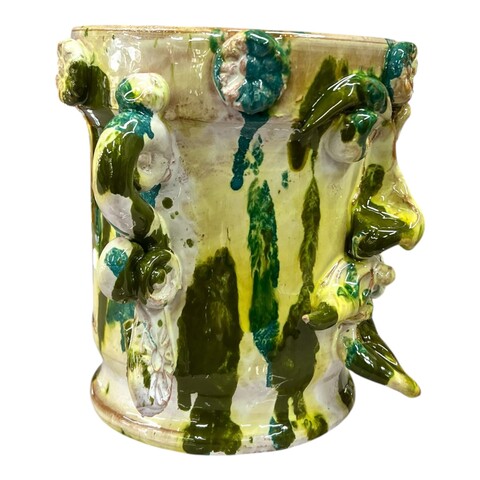 Testa di Moro collezione I Miti vaso Sikano decoro verde con sfumature di giallo Produzione artigianale di Santo Stefano di Camastra h.20cm