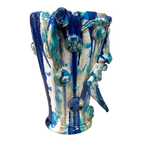 Testa di moro collezione I Miti vaso Sikano decoro blu, bianco e azzurro Produzione artigianale di Santo Stefano di Camastra h.22cm
