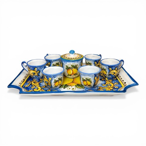 Set 6 tazzine da caffé con vassoio e zuccheriera decoro ornato giallo fondo blu con limoni Produzione artigianale di Santo Stefano di Camastra Lunghezza 35cm