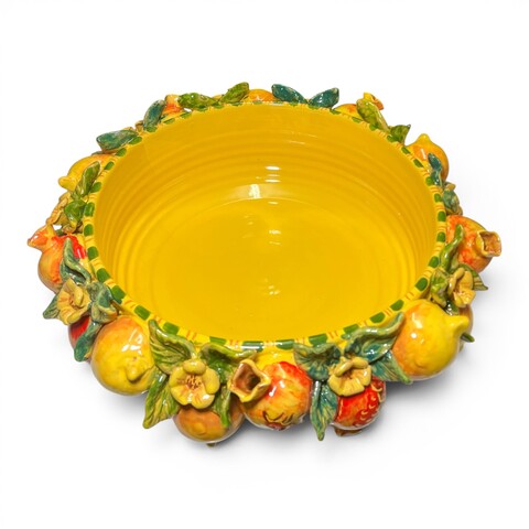Centrotavola con applicazioni limoni melograni foglie e fiori in ceramica siciliana Produzione artigianale di Santo Stefano di Camastra Diametro 40cm
