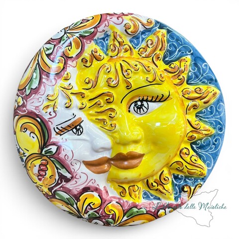 Sole e luna abbraccio da parete decoro limoni e melograno fondo blu e bordeaux in ceramica siciliana Produzione artigianale di Caltagirone Diametro 25cm